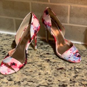 Floral Open Toe Pump